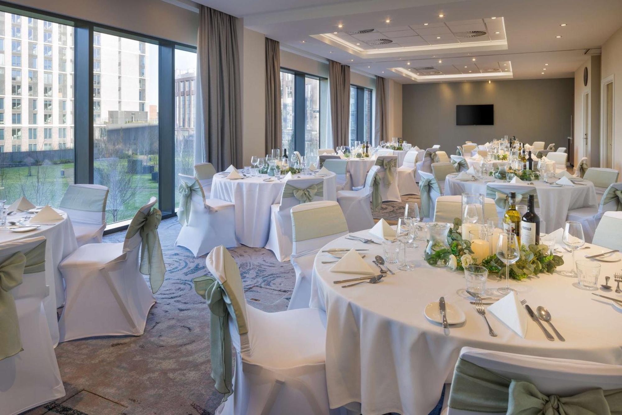 Hilton Garden Inn Stoke On Trent Exteriör bild